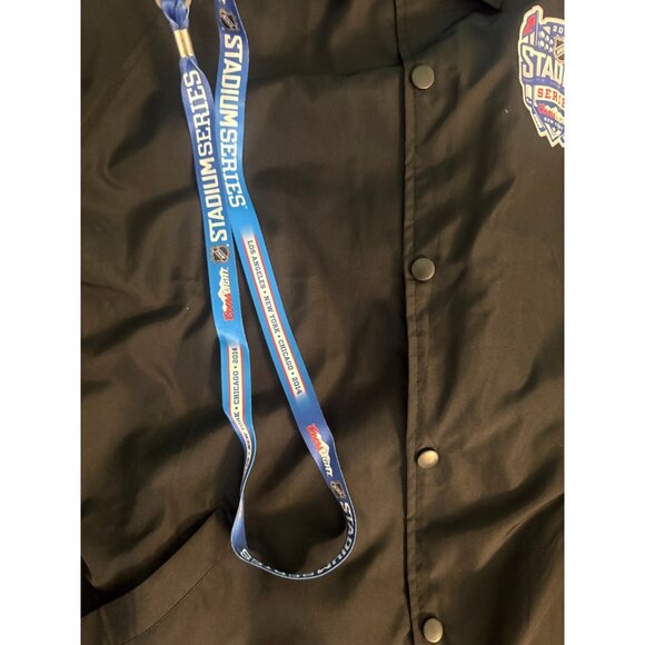 2014 New York NHL Stadium Series TV Crew Jacket & Shirt With Press Pass Rare - Picture 3 of 6